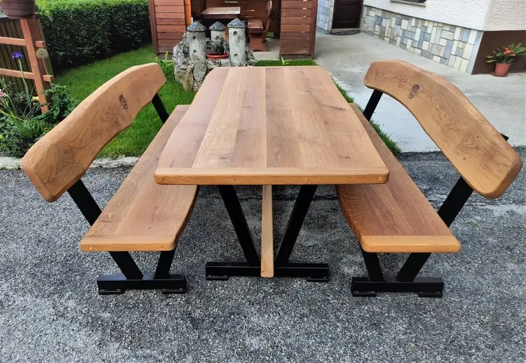 uljen-hrast-metalna-konstrukcija